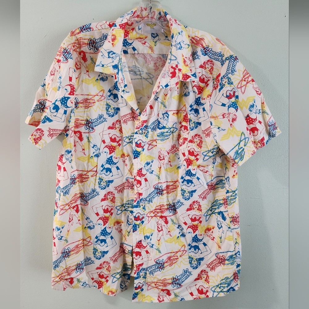 Wonder Woman DC Comics button up